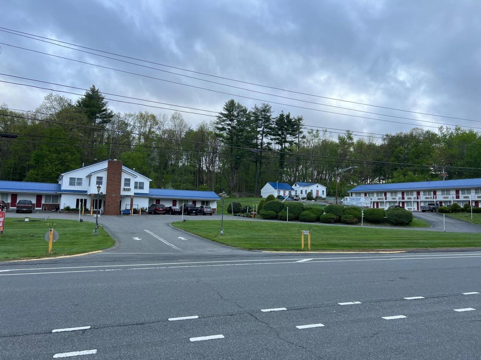 Economy Lodge 682 Main St Sturbridge Exterior foto