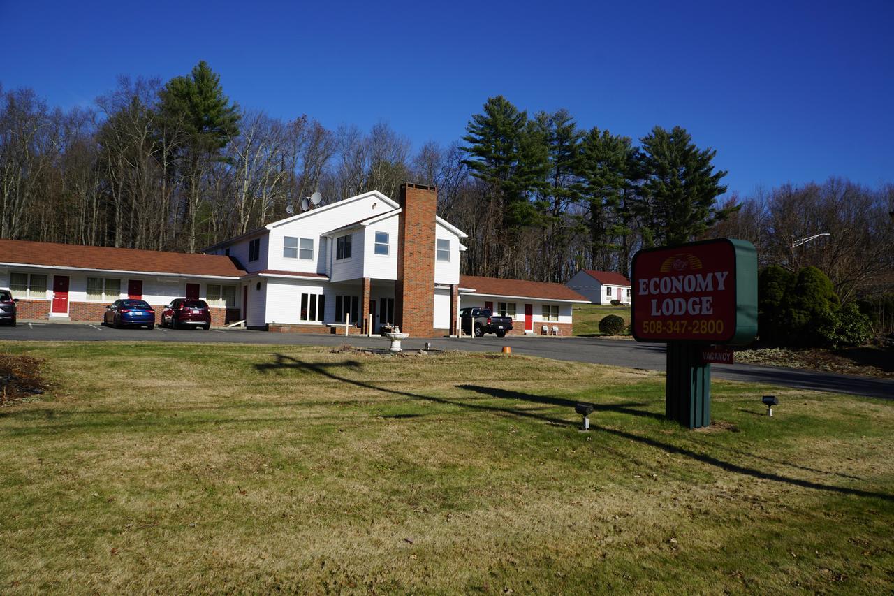 Economy Lodge 682 Main St Sturbridge Exterior foto